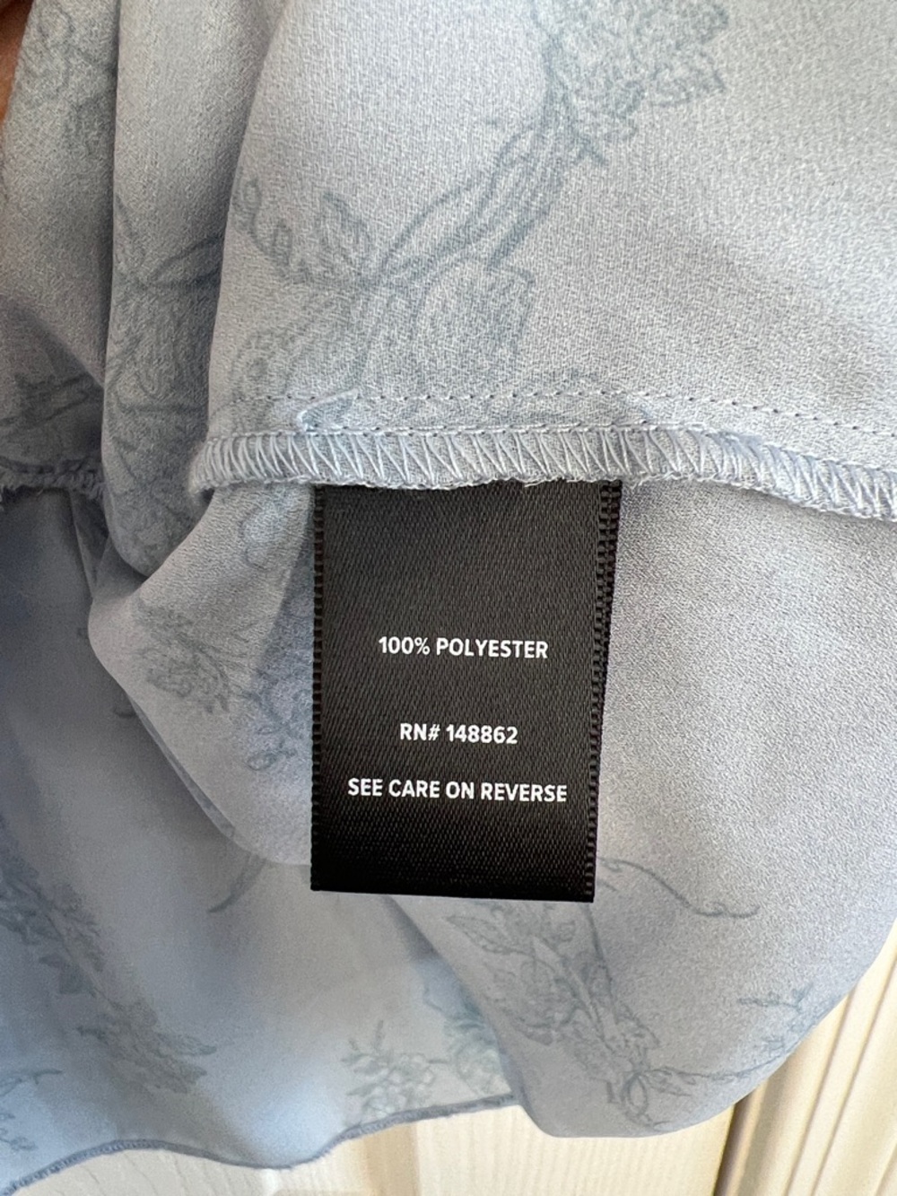Torrid blue toile ruffle blouse with ties size 4X - Picture 10 of 11
